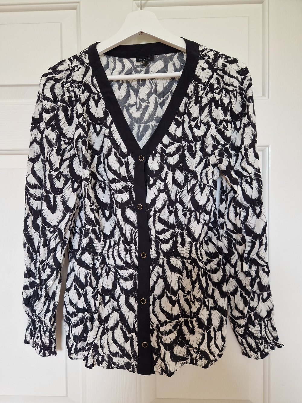Talbots Black & White V-Neck Button Front Blouse